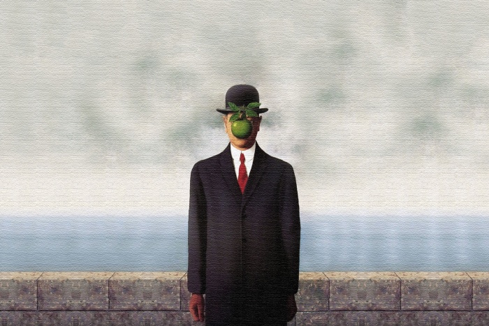 magritte700